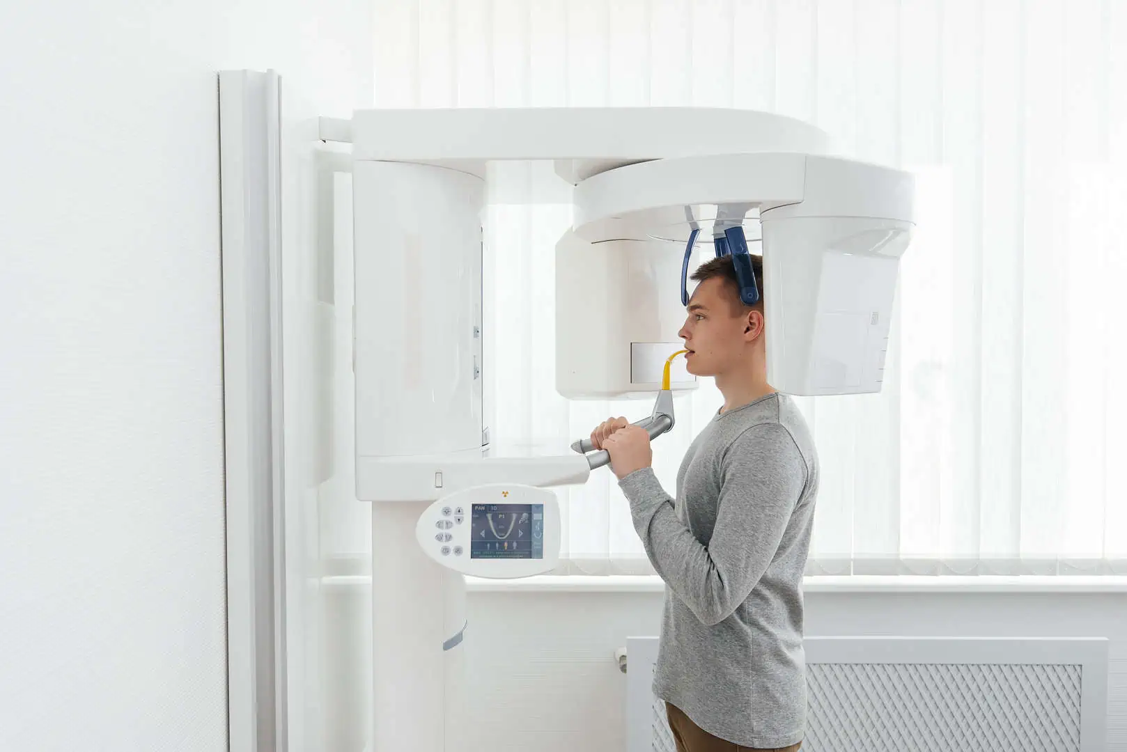 3D CT scan used to plan precise implant placement